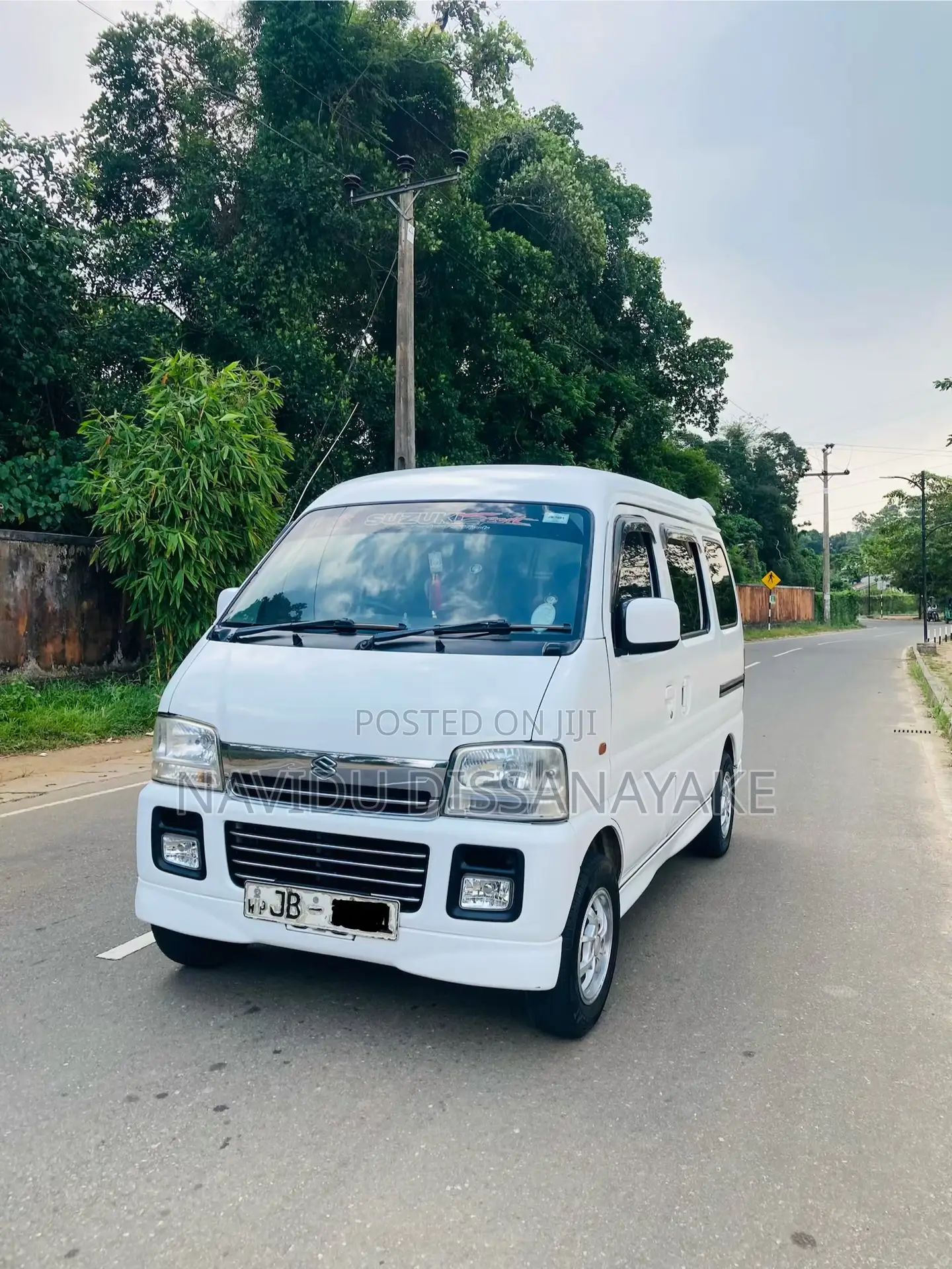 Suzuki Every Wagon 1999 White