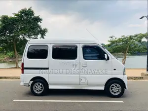 Suzuki Every Wagon 1999 White