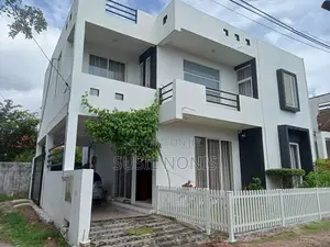 Furnished 4bdrm House in Moratuwa for sale