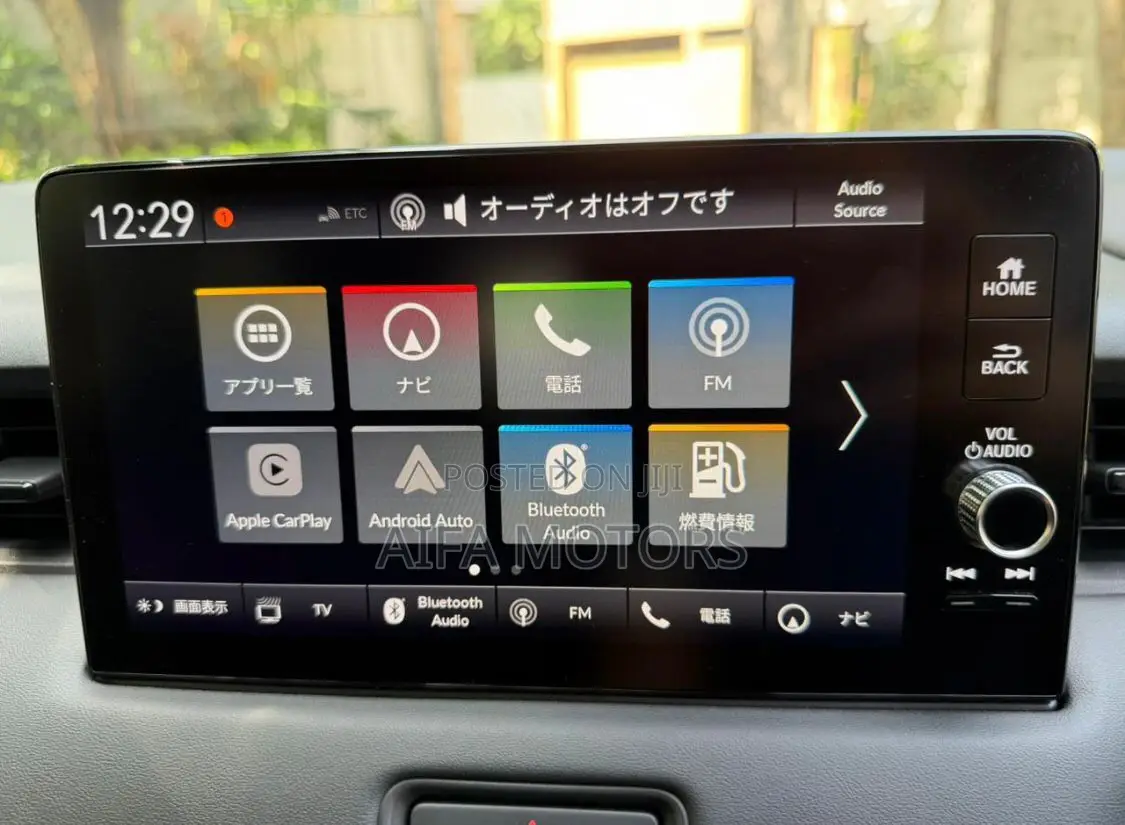 Honda Vezel 2024 White