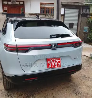New Honda Vezel 2025 White