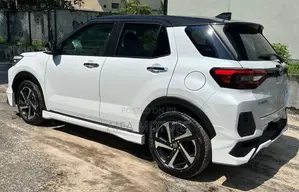 New Toyota Raize 1.2 Hybrid FWD 2025 White