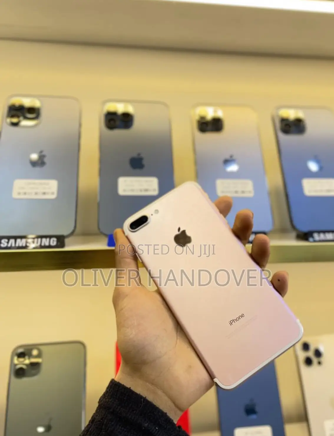 New Apple iPhone 7 Plus 128 GB Gold