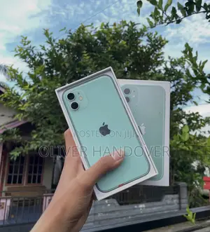 New Apple iPhone 11 256 GB Green