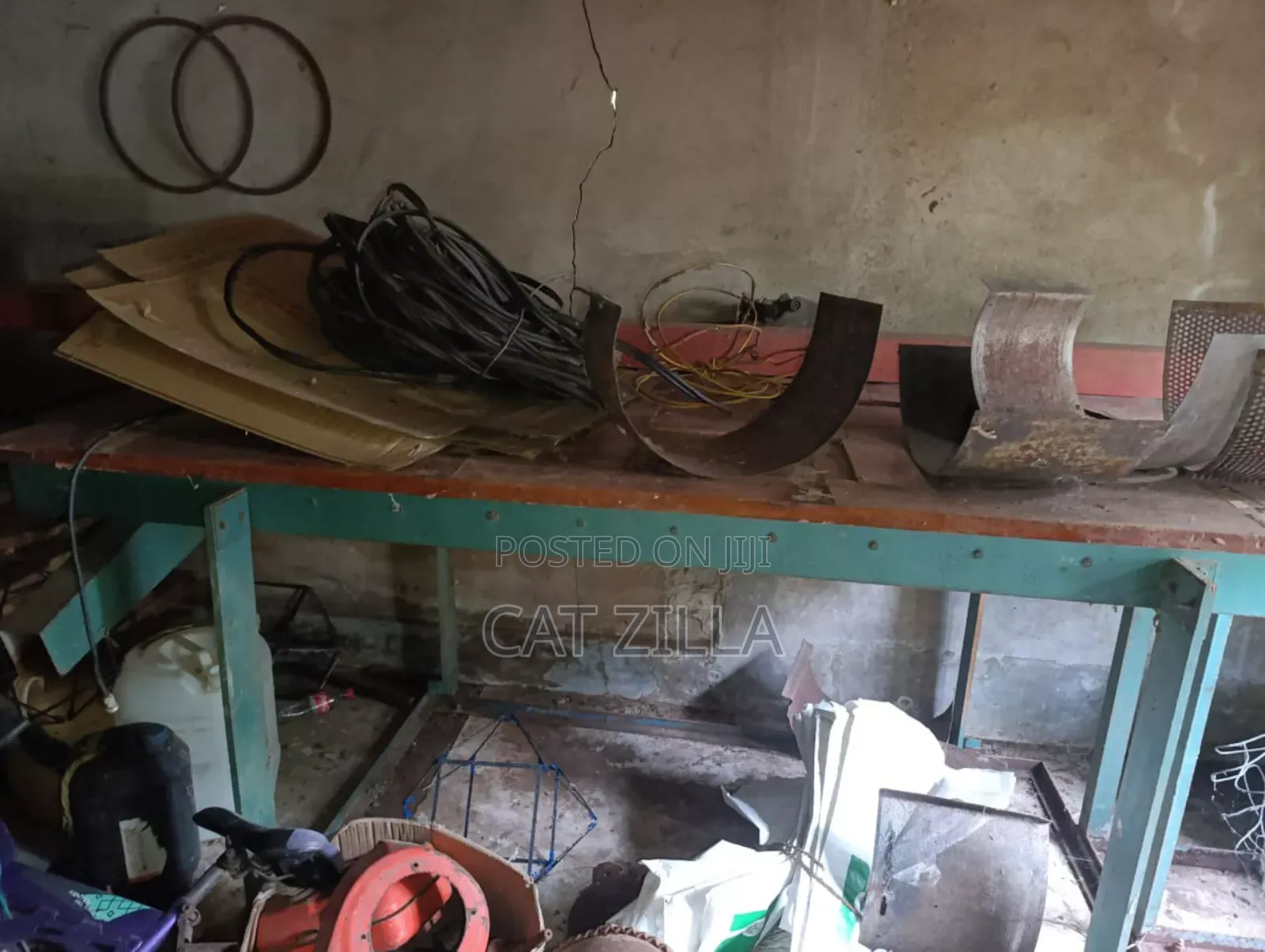 මිරිස් කෙටීමේ යන්ත්‍ර. (Grinding Mills)