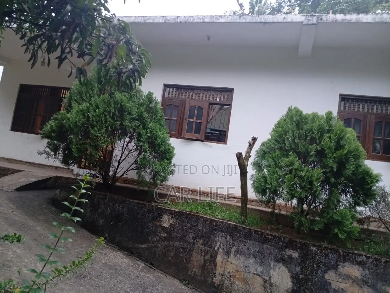 3bdrm House in Mawanella for sale