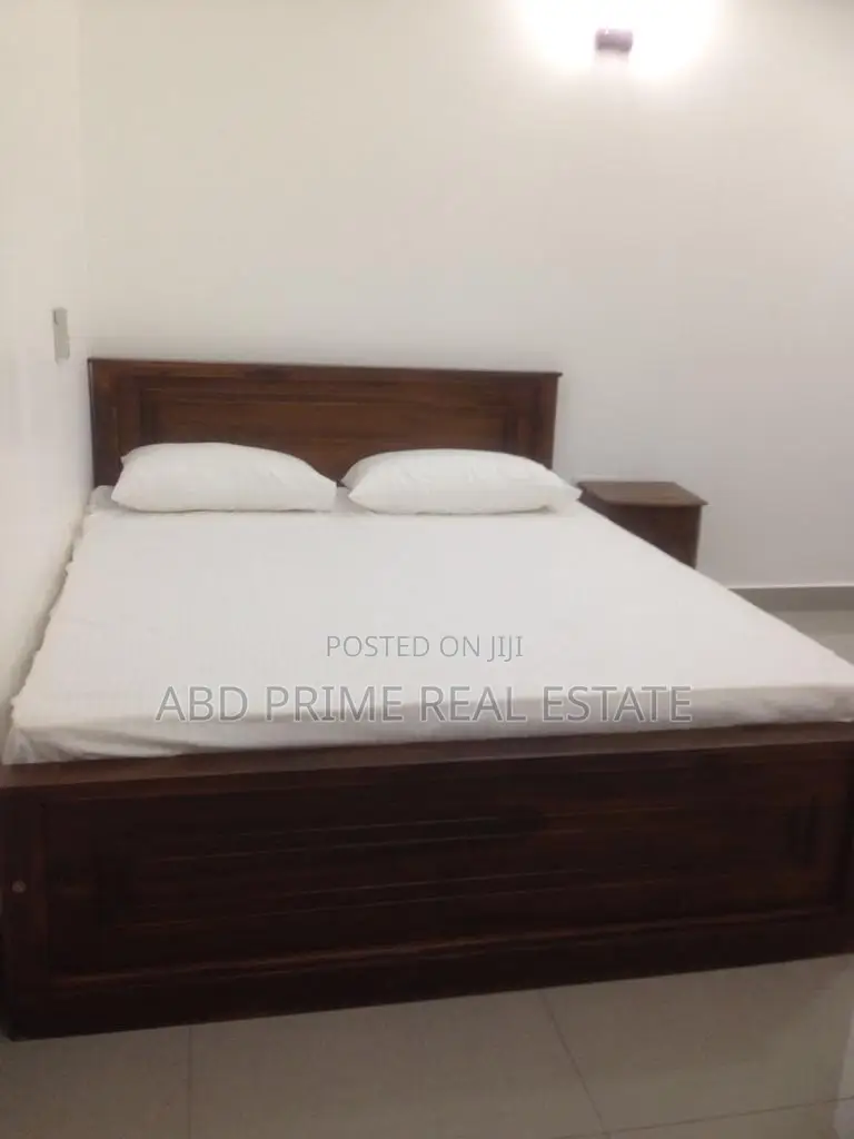 Short-Term Serviced 3bhk Apartment – Dehiwala