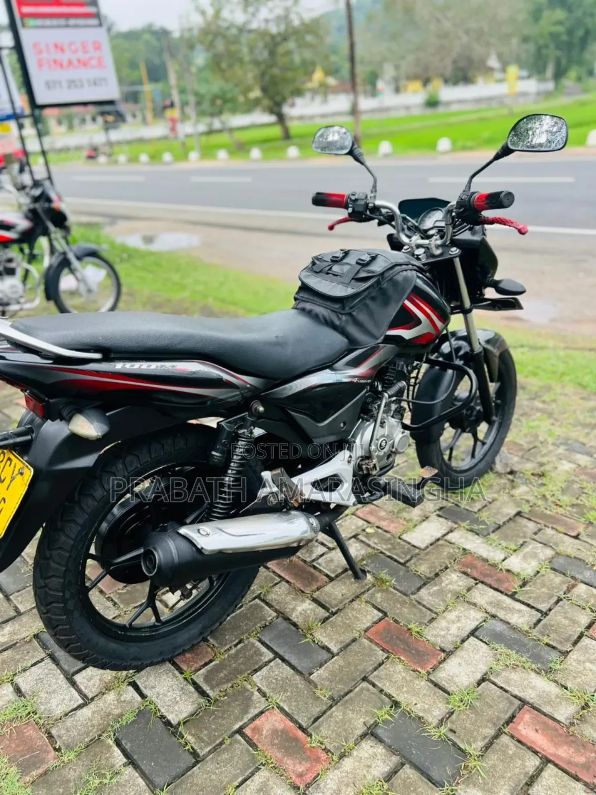 Bajaj Discover 100 2015 Black