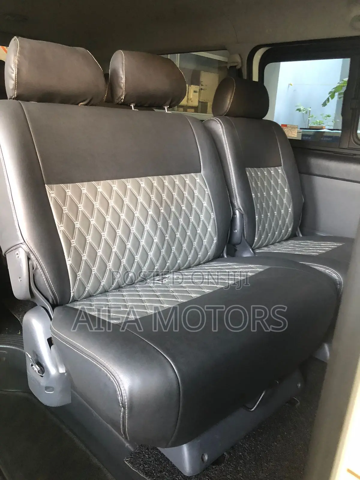 Toyota HiAce 2018 White