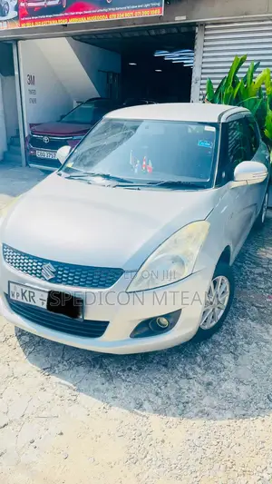 Suzuki Swift 1.4 2011 Silver