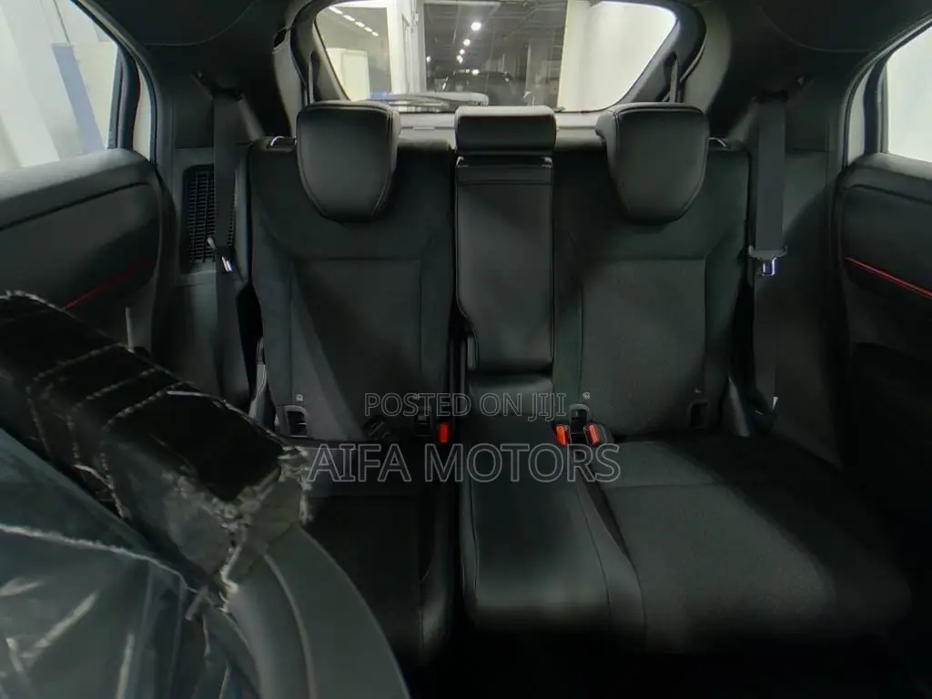 New Honda Vezel 2025 White