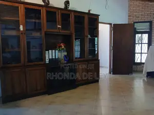 Katuwapitiya Negombo Land With Bungalow for Sale