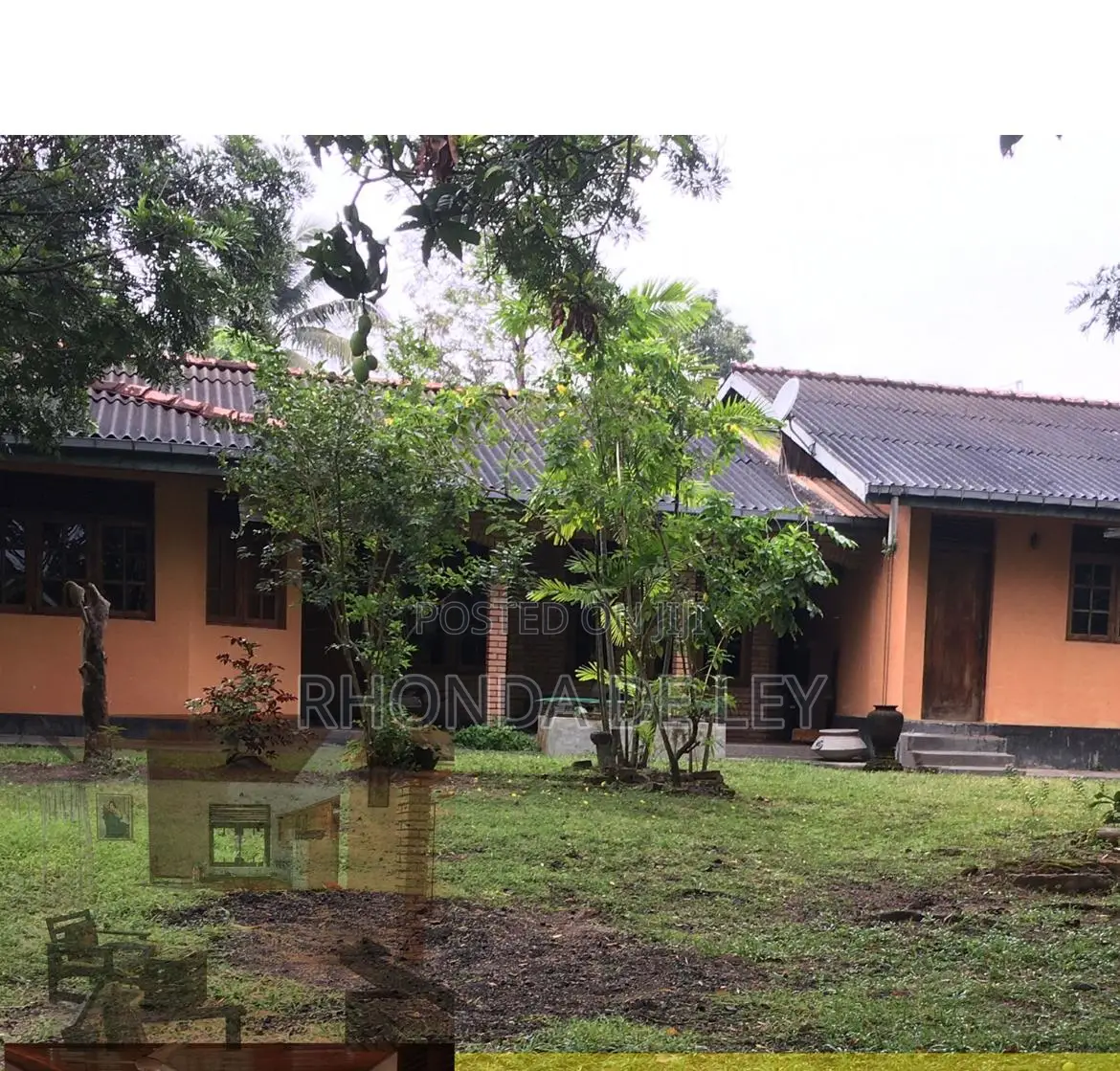 Katuwapitiya Negombo Land With Bungalow for Sale