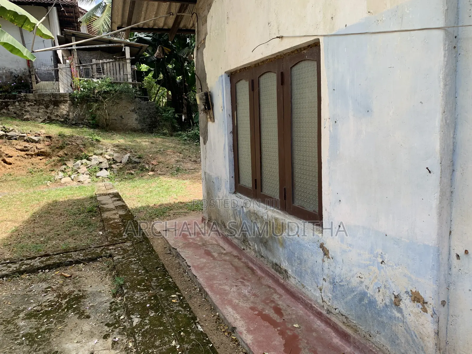 14 Perches Land With Old House Available for Sale