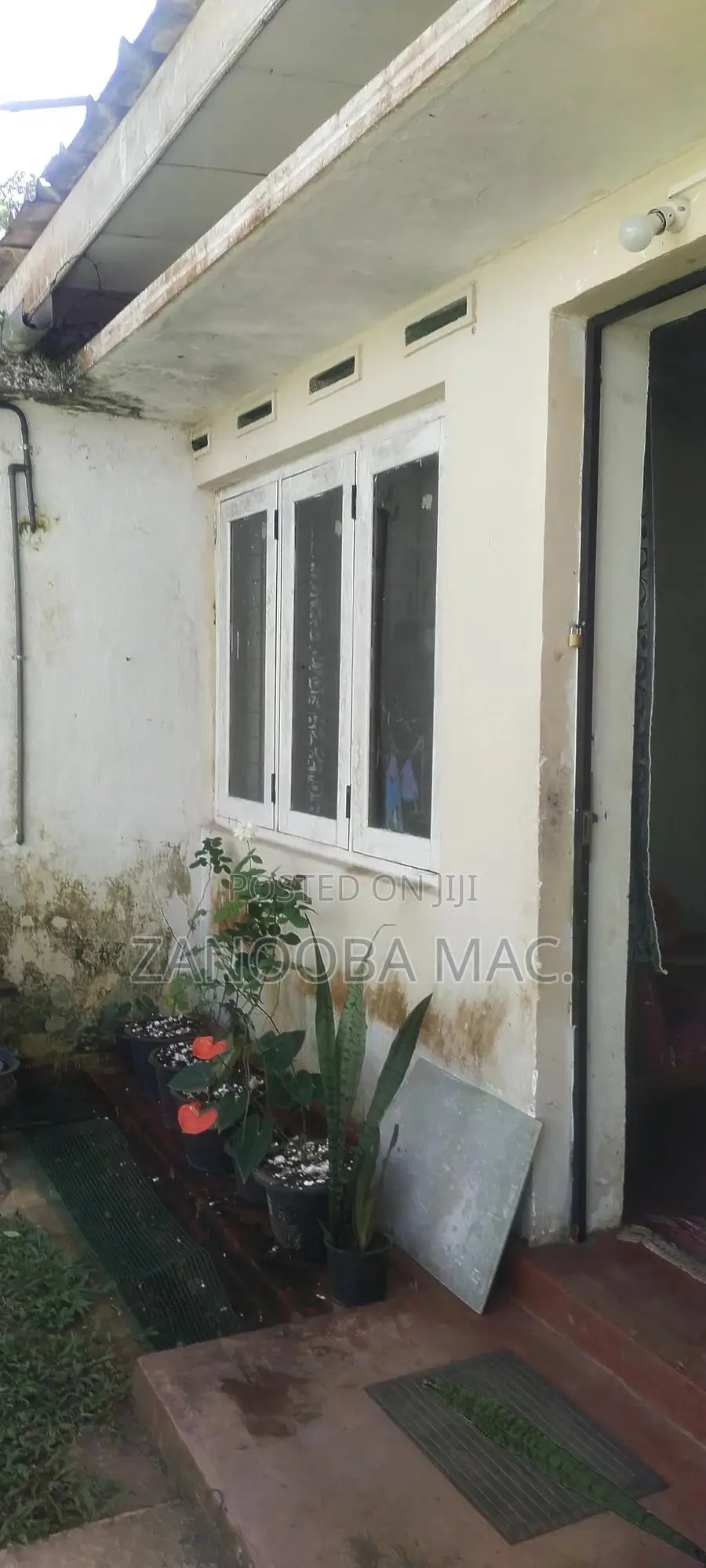 5bdrm House in Aniwatte, Kandy City for sale