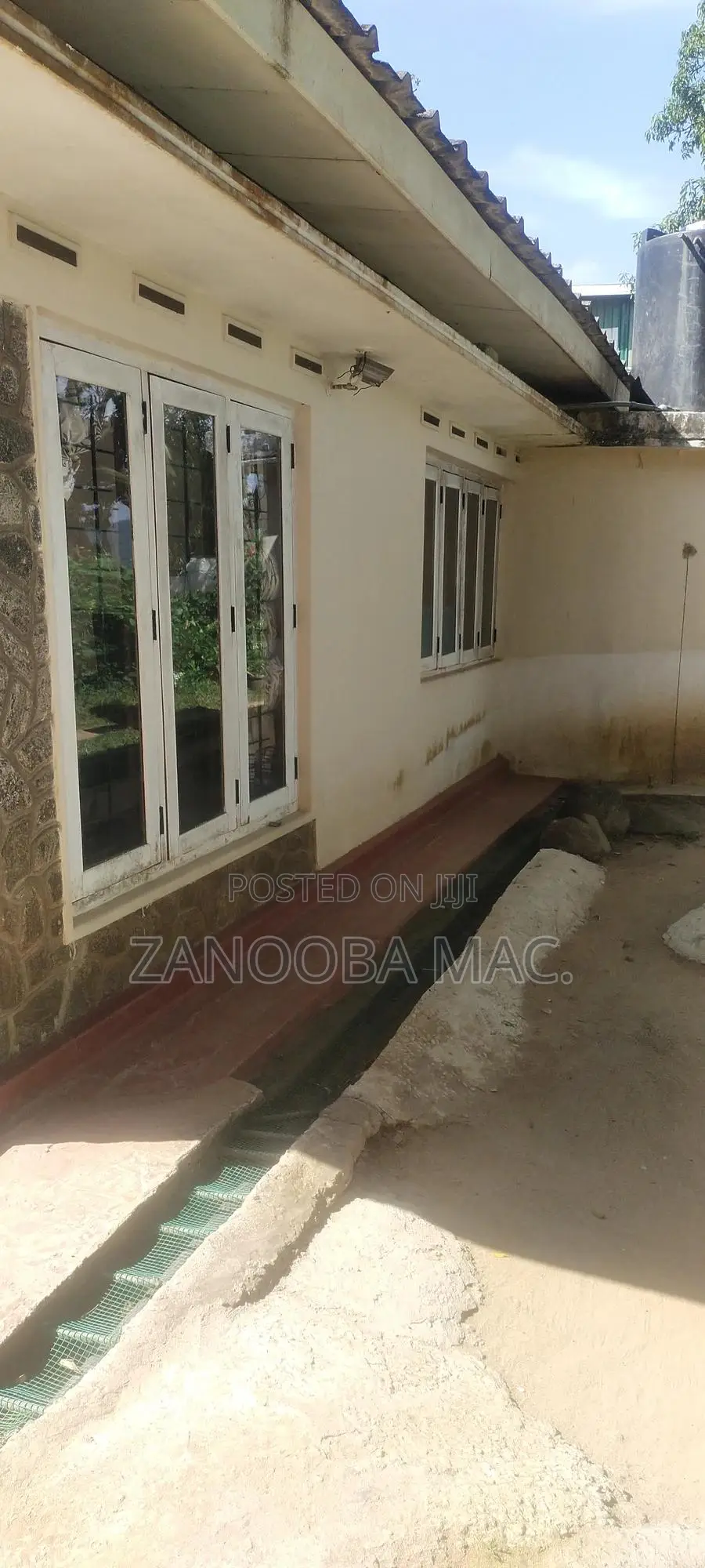 5bdrm House in Aniwatte, Kandy City for sale