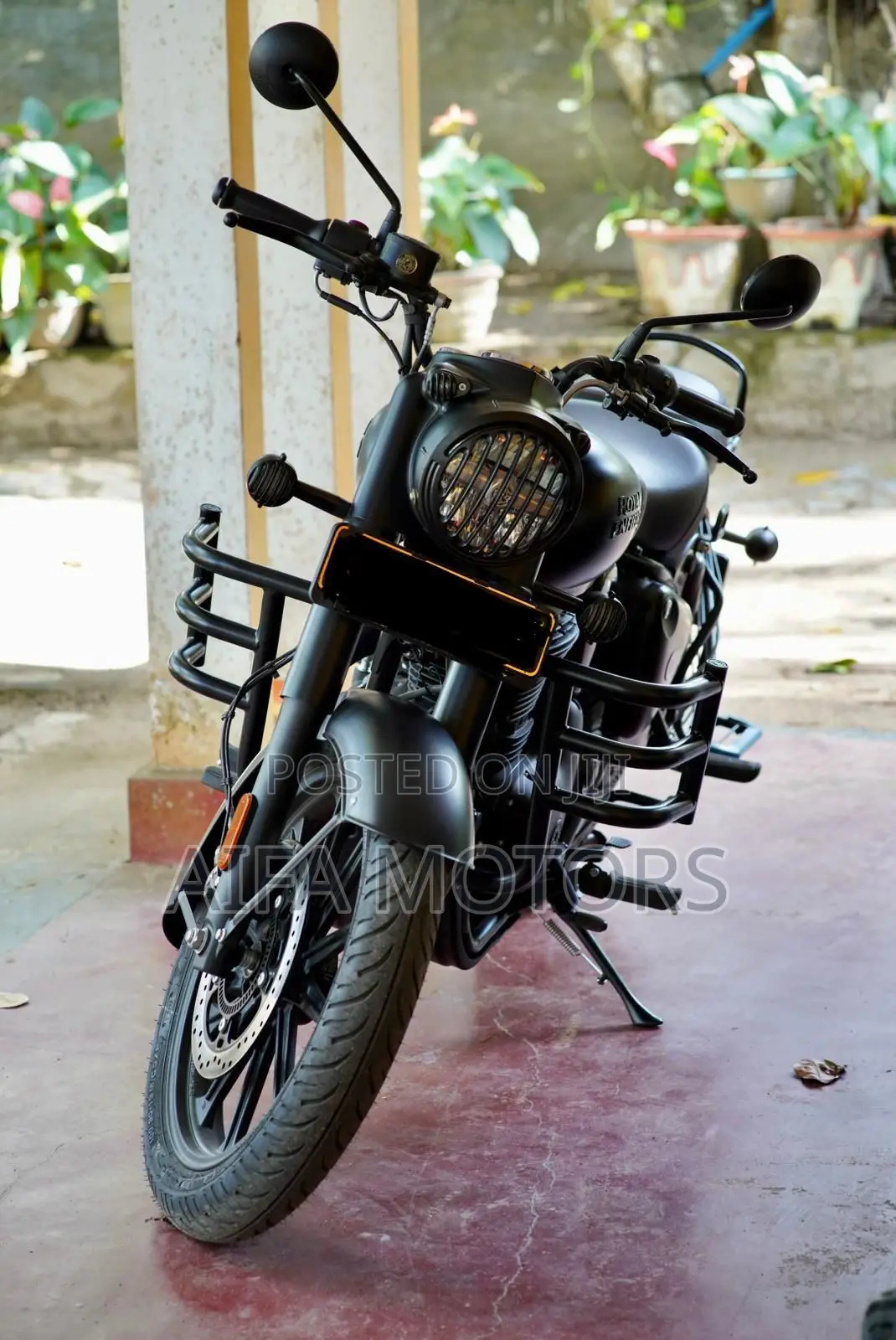 New Royal Motorcycle 2025 Black