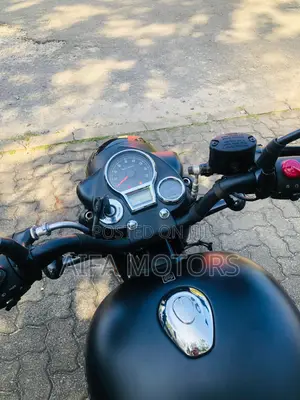 New Royal Motorcycle 2025 Black