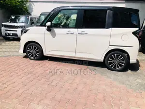 New Toyota Roomy 2025 White