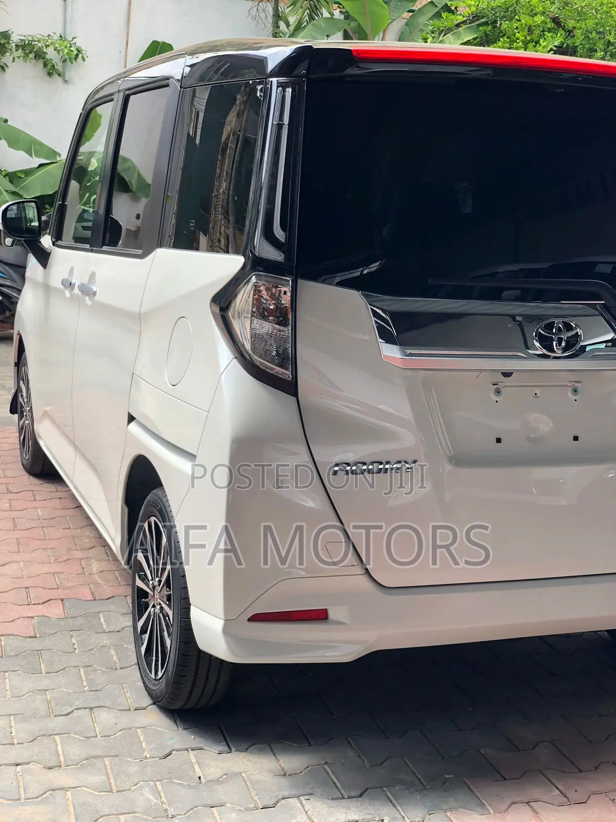 New Toyota Roomy 2025 White