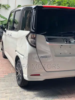 New Toyota Roomy 2025 White