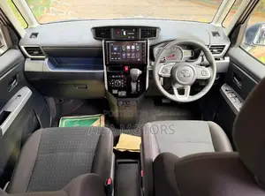 New Toyota Roomy 2025 White