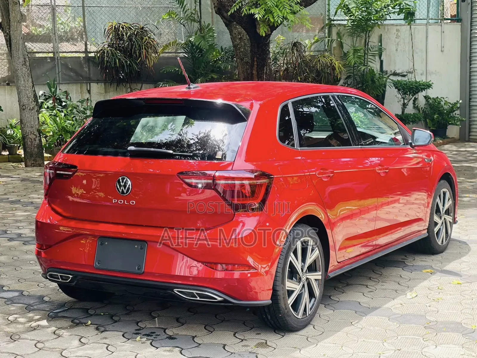 Volkswagen Polo 2023 Red