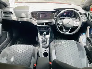 Volkswagen Polo 2023 Red