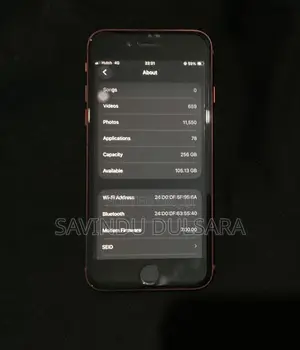 Apple iPhone SE (2020) 256 GB Red