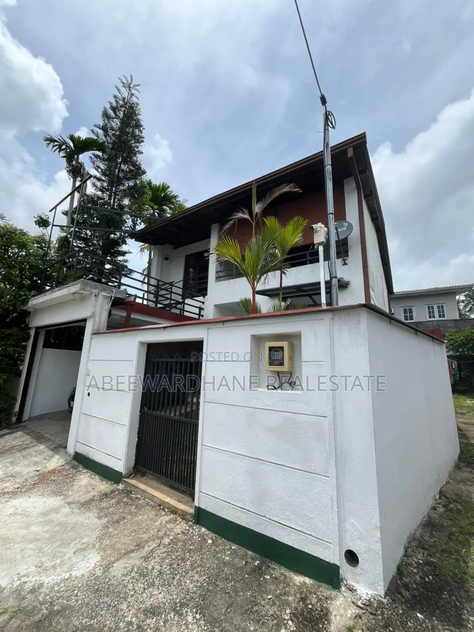 4bdrm House in Boralesgamuwa for sale