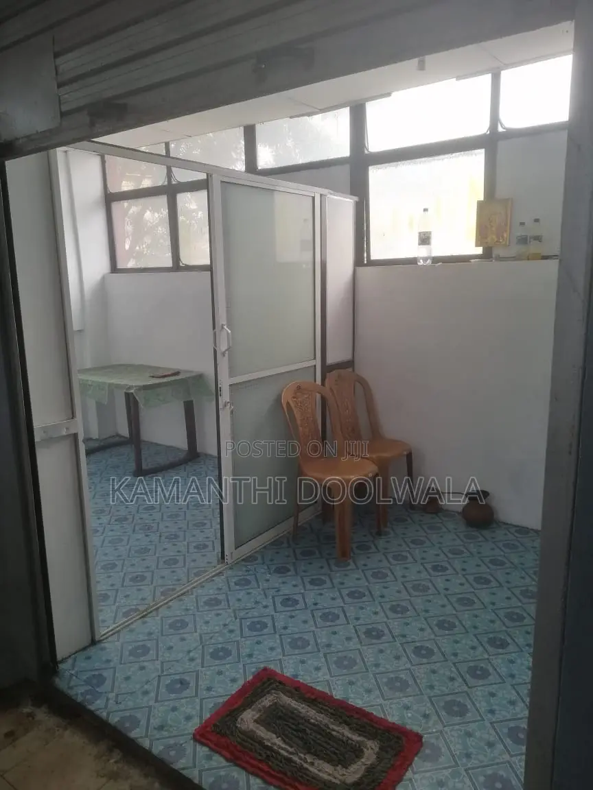 Shop for Rent in Maradana