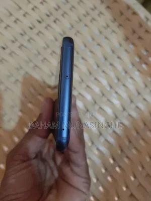 New LG Q9 64 GB Blue