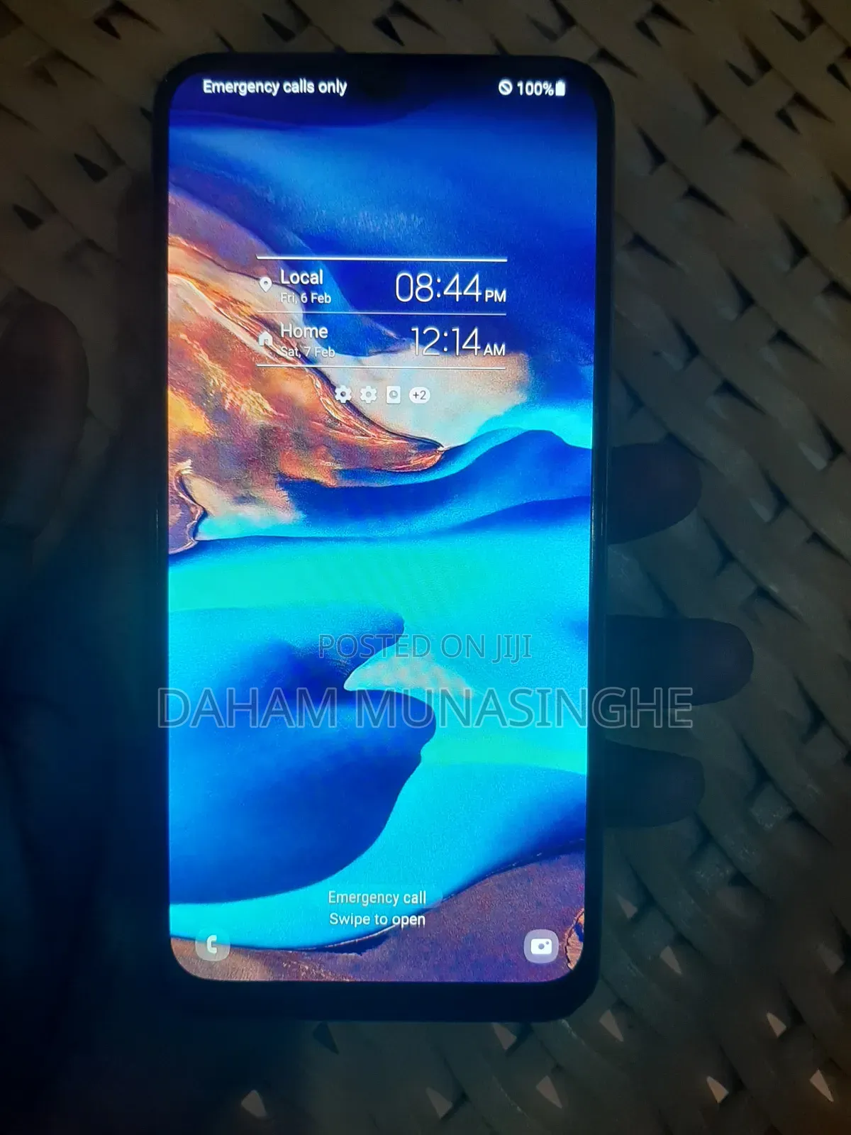 New Samsung Galaxy A30 32 GB White