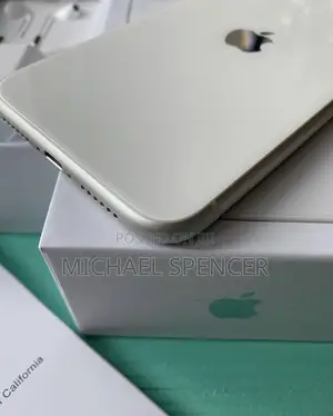 New Apple iPhone 11 256 GB White