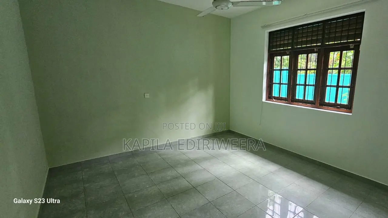 5bdrm House in Kottawa for rent