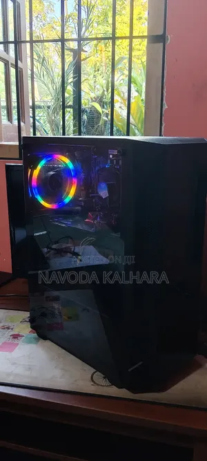 Desktop Computer 8GB Intel Core I5 HDD+SSD 1T