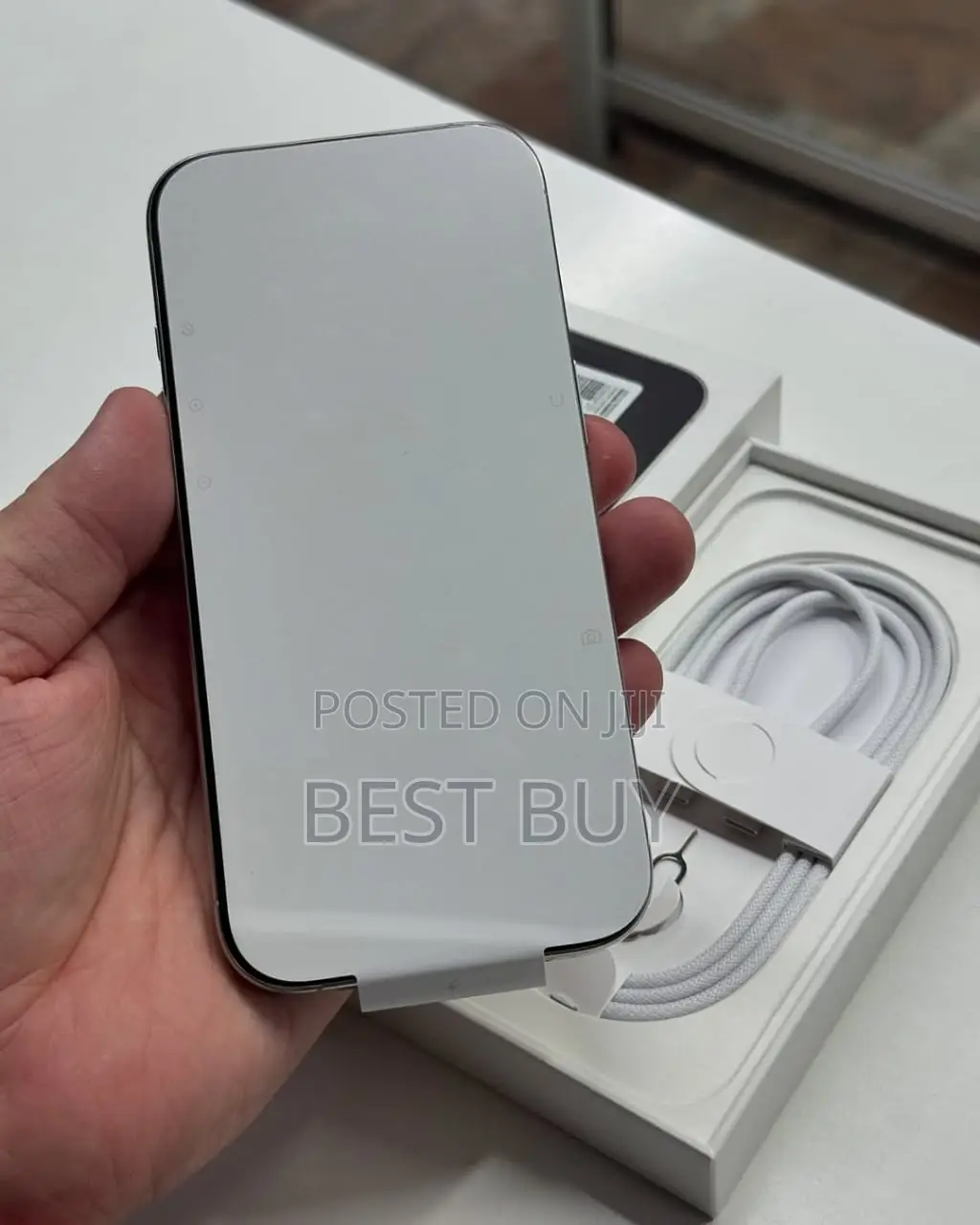 New Apple iPhone 16 Pro 256 GB White