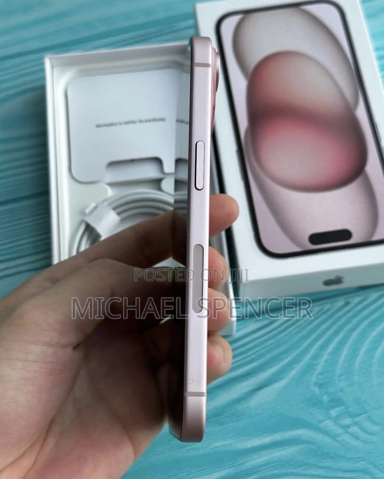 New Apple iPhone 15 256 GB Pink