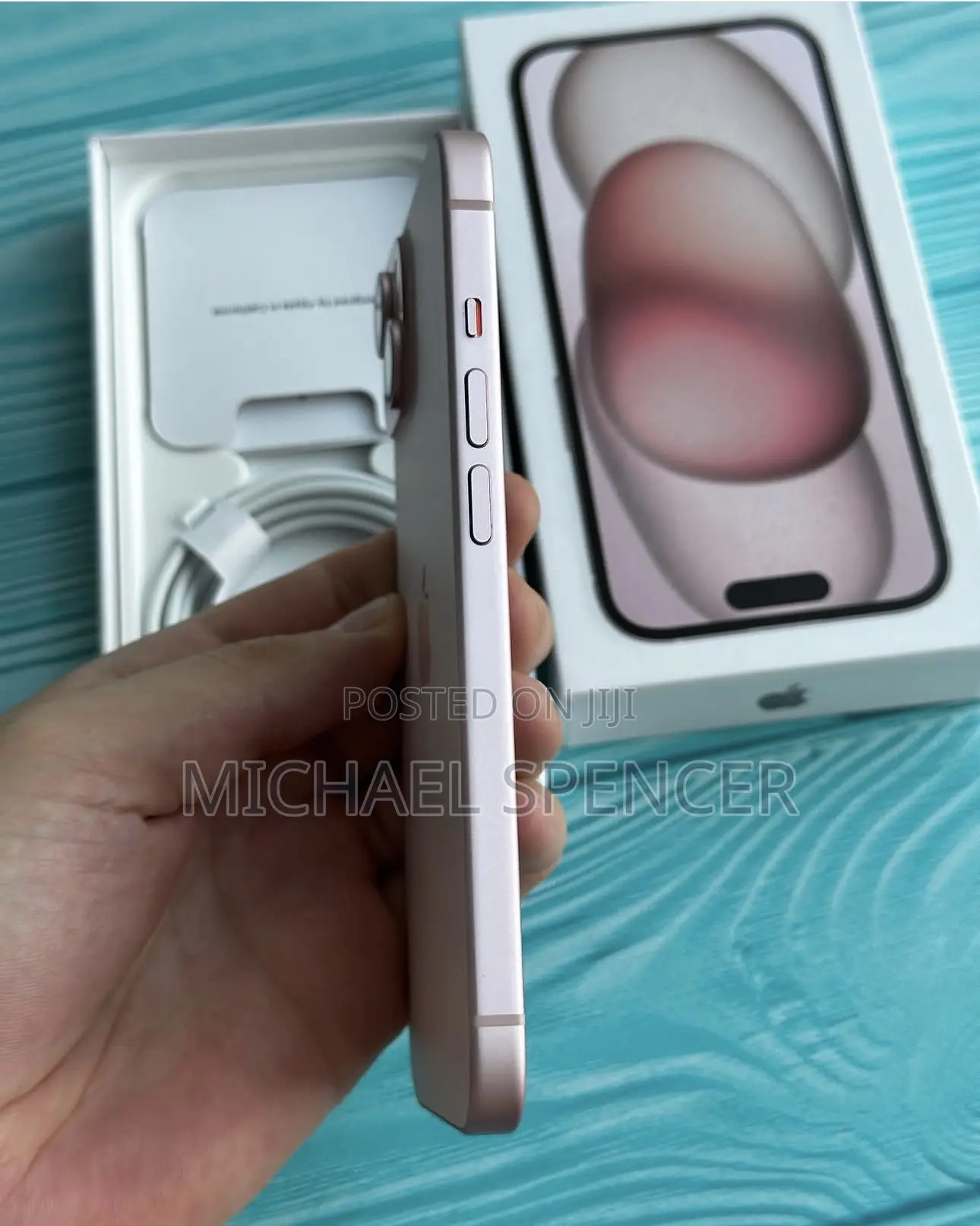 New Apple iPhone 15 256 GB Pink