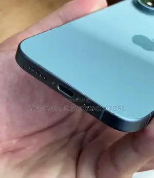 New Apple iPhone 16 256 GB Blue