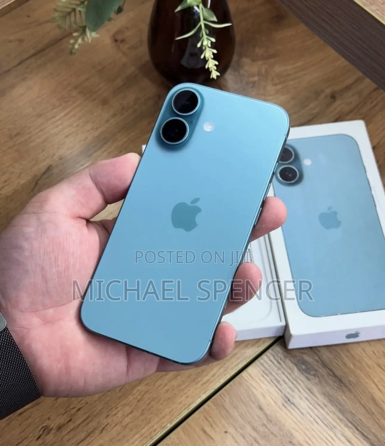 New Apple iPhone 16 256 GB Blue
