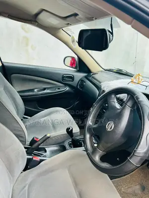 Nissan Sunny 2003 Gray