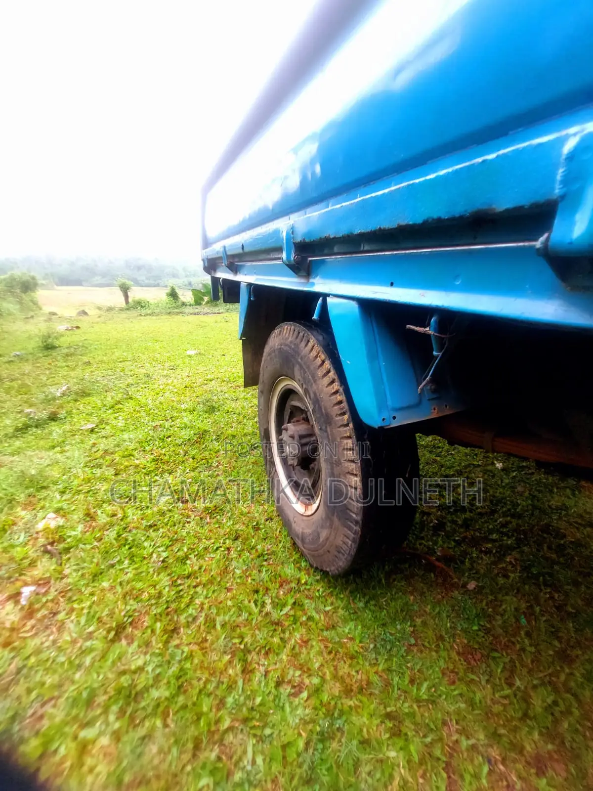 Isuzu Elf NKR 250