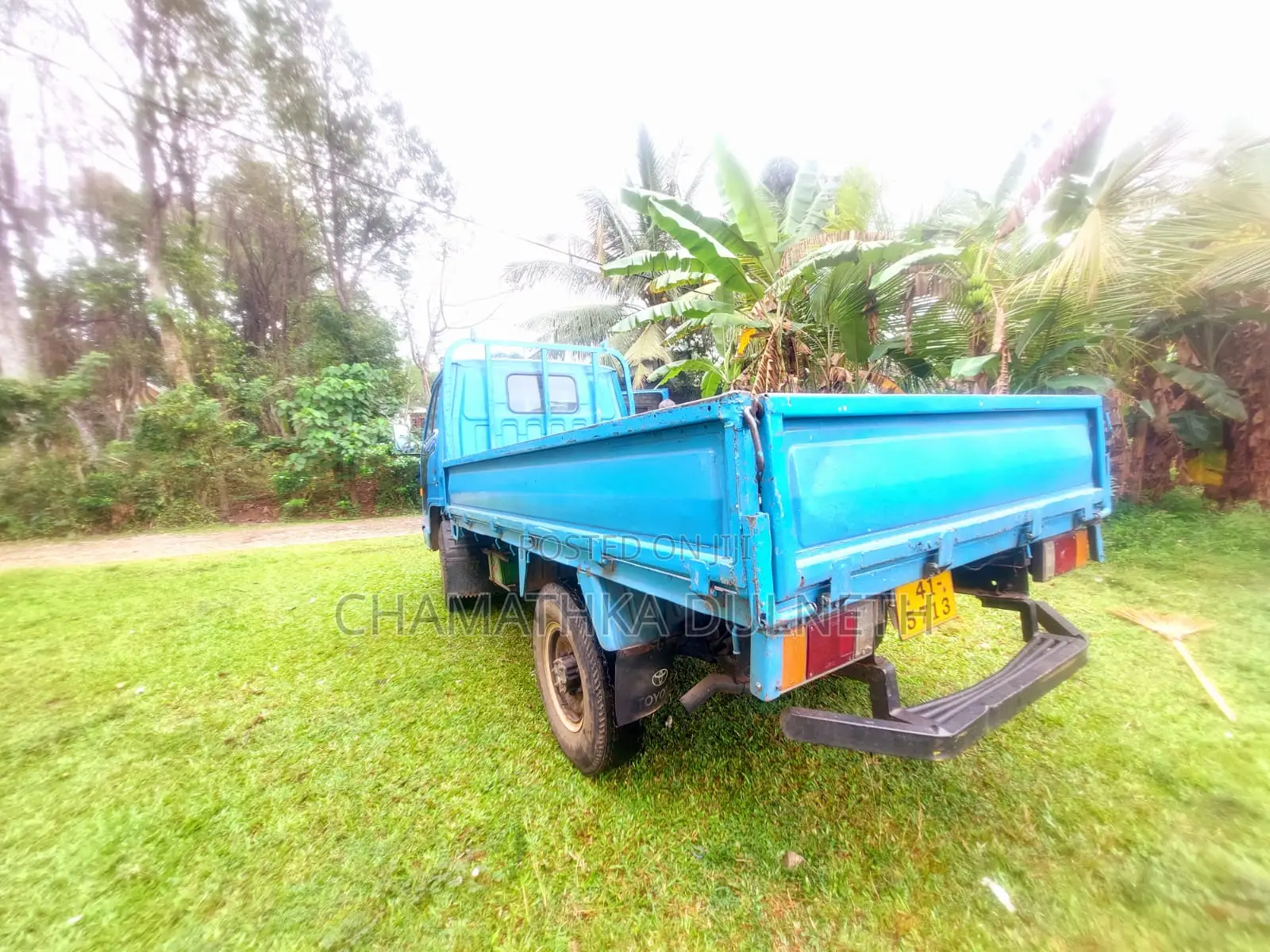Isuzu Elf NKR 250