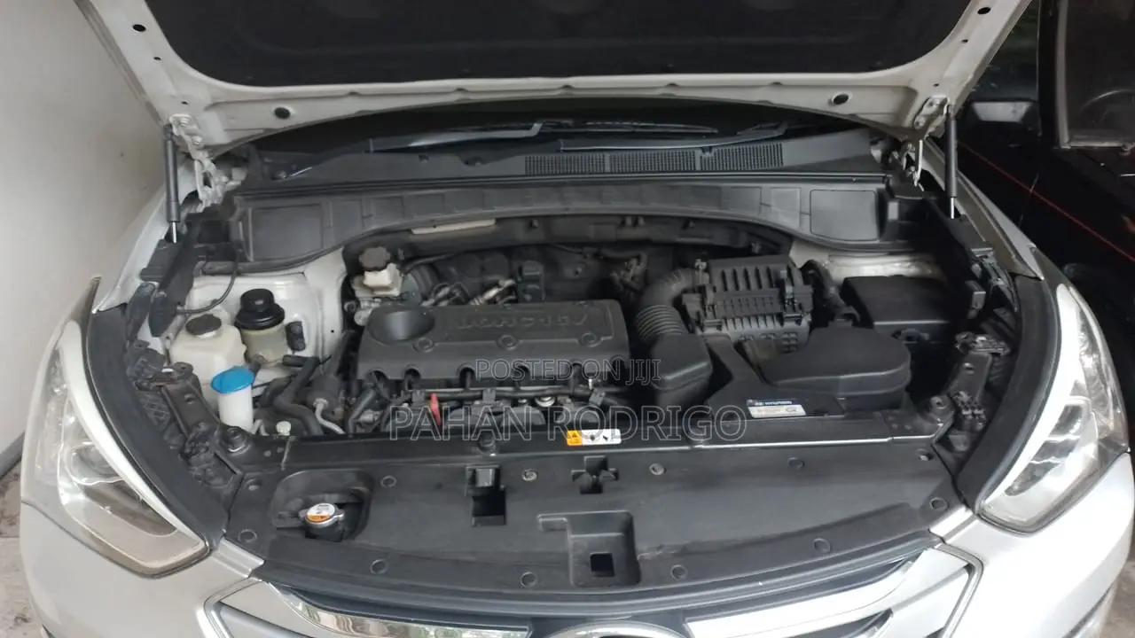 Hyundai Santa Fe 2015 Silver