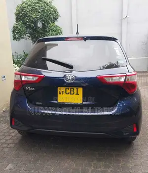 Toyota Vitz 2018 Blue