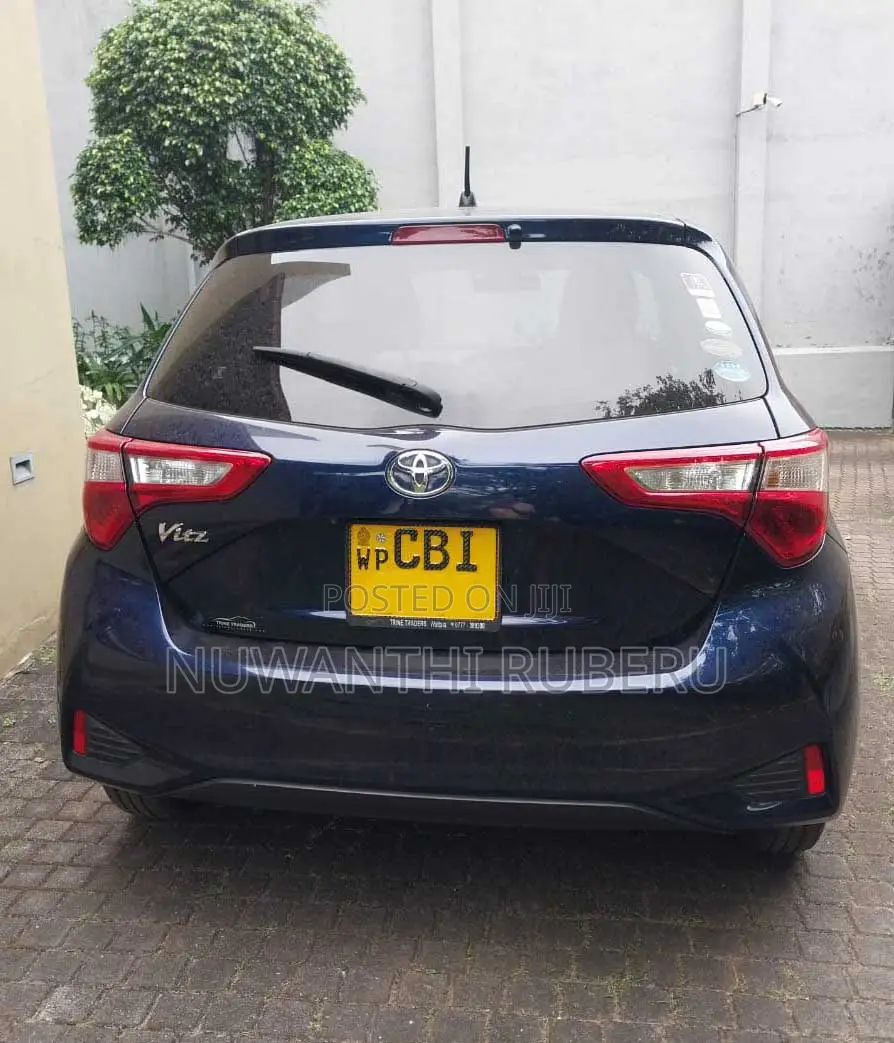 Toyota Vitz 2018 Blue