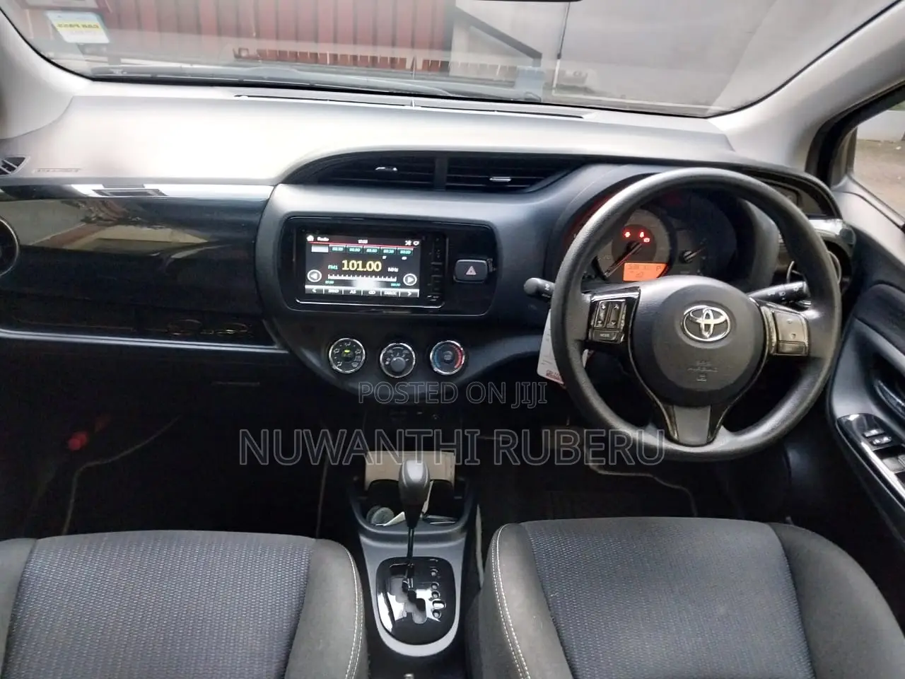 Toyota Vitz 2018 Blue