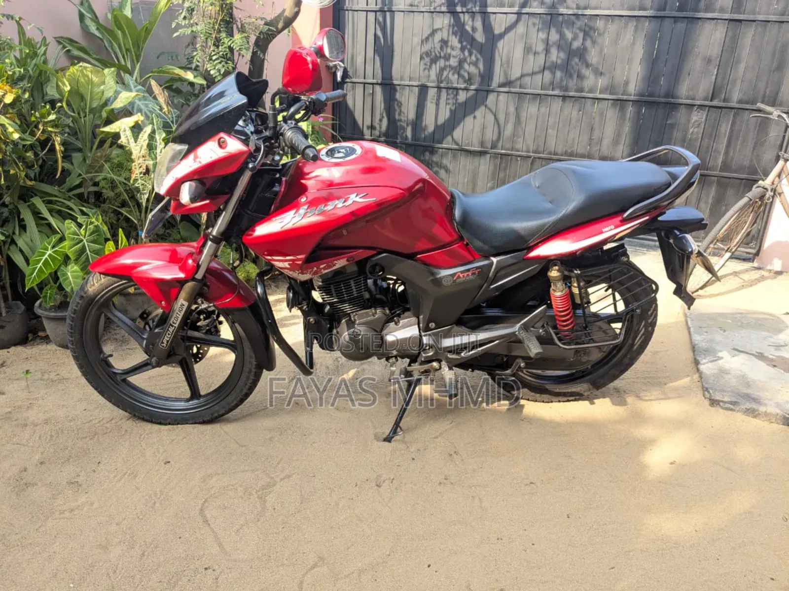 Hero Hunk 150 2018 Red