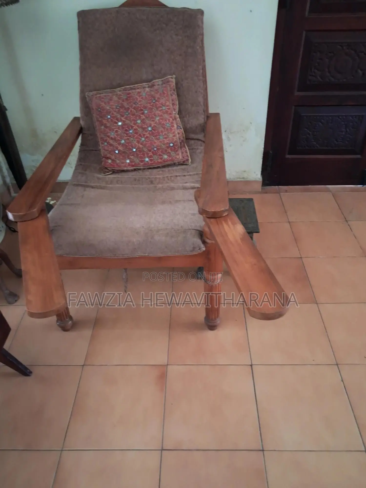 Armchair in Excellent Condition